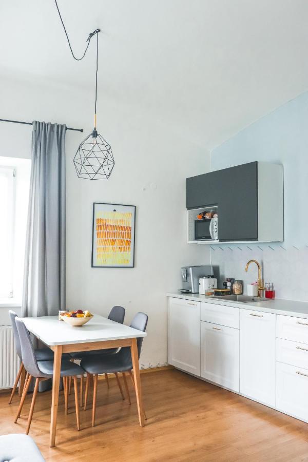 V Centru Apartment *